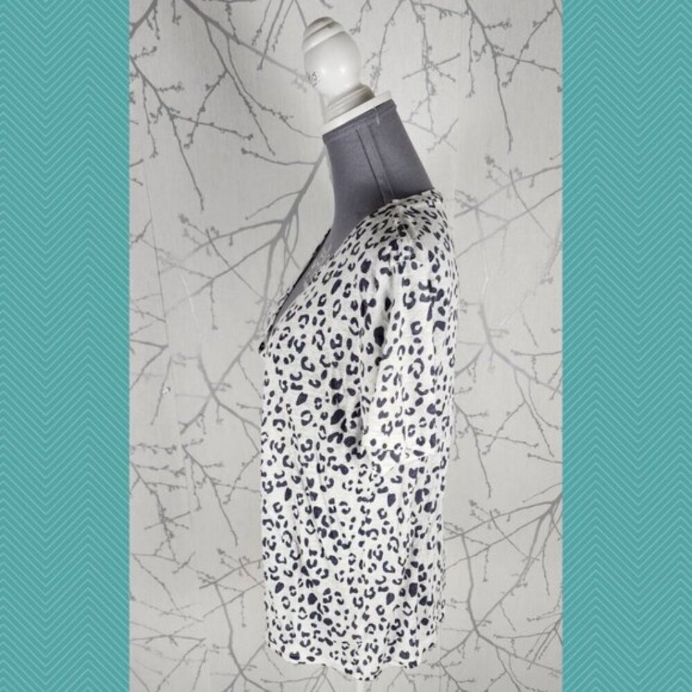 Rails White Leopard Print Linen Tencel V-Neck Tee - image 2